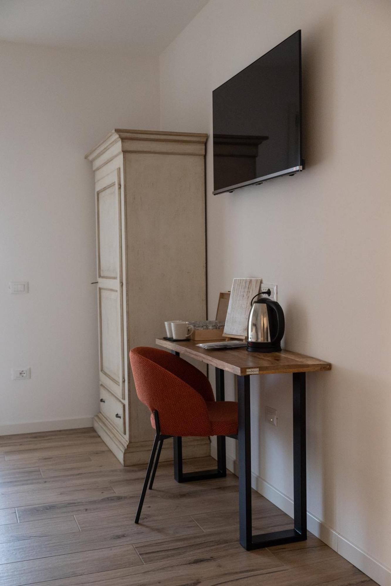 Bed And Breakfast Le Giale Кастельнуово-дель-Гарда Экстерьер фото