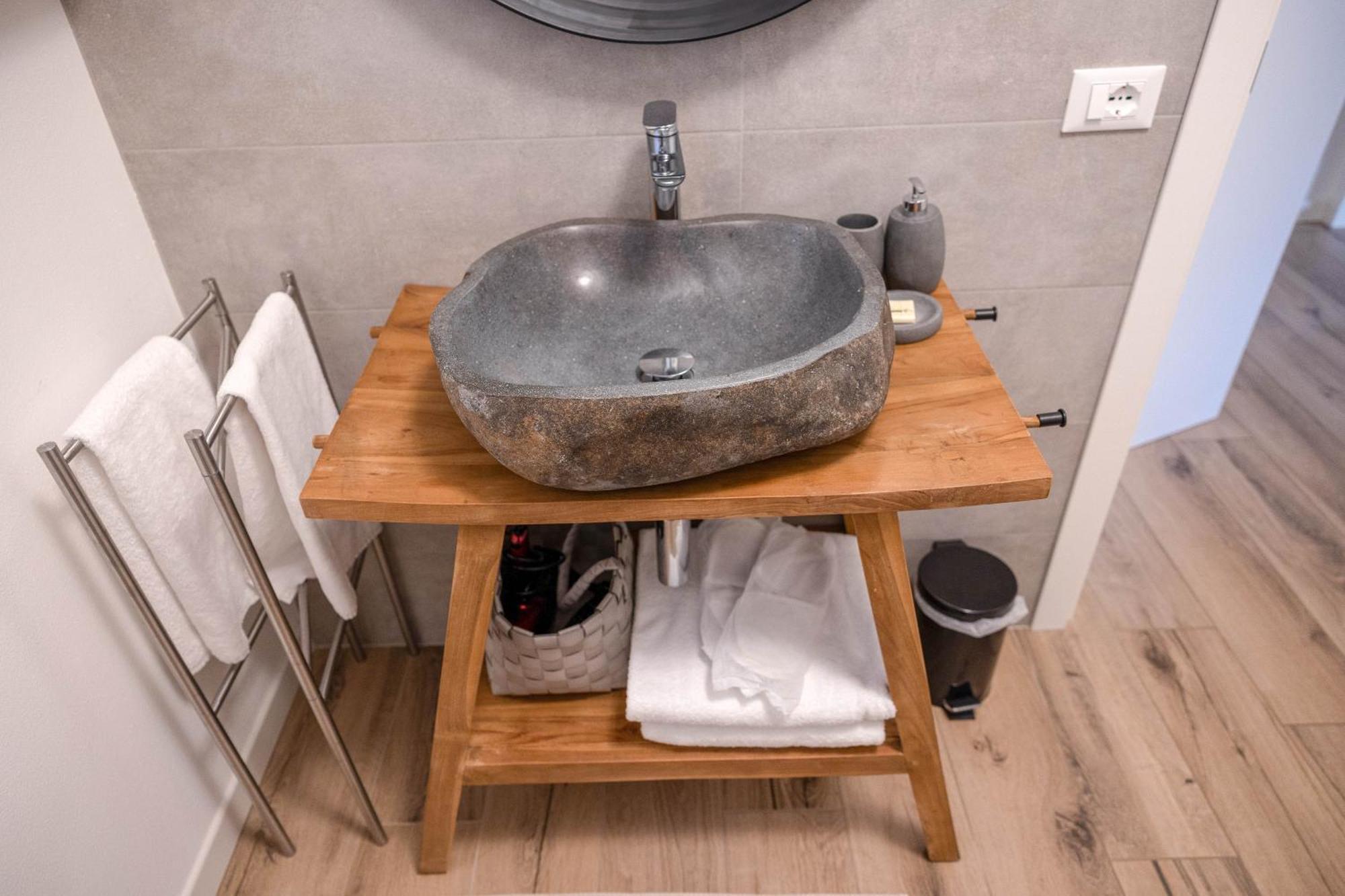 Bed And Breakfast Le Giale Кастельнуово-дель-Гарда Экстерьер фото